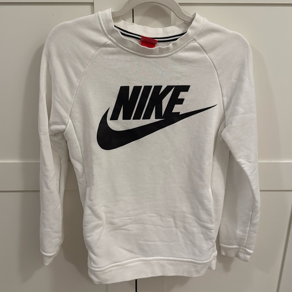 Nike White Crewneck Sweatshirt Size XS